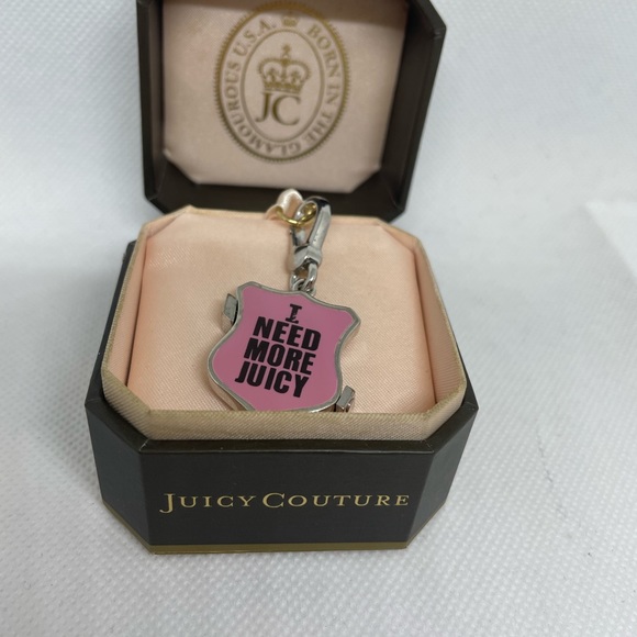 Juicy Couture Charm Need More Juicy. - Picture 5 of 8